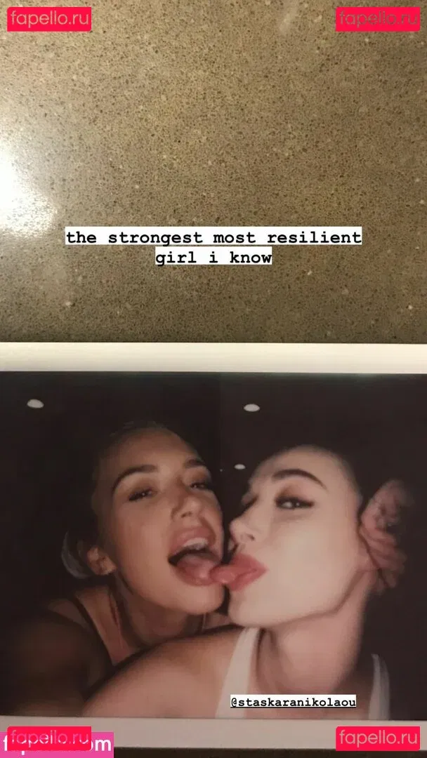 oliveoren Onlyfans Photo Gallery 