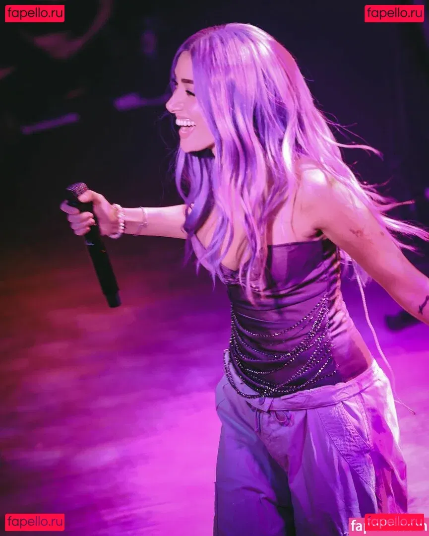 oliveoren Onlyfans Photo Gallery 