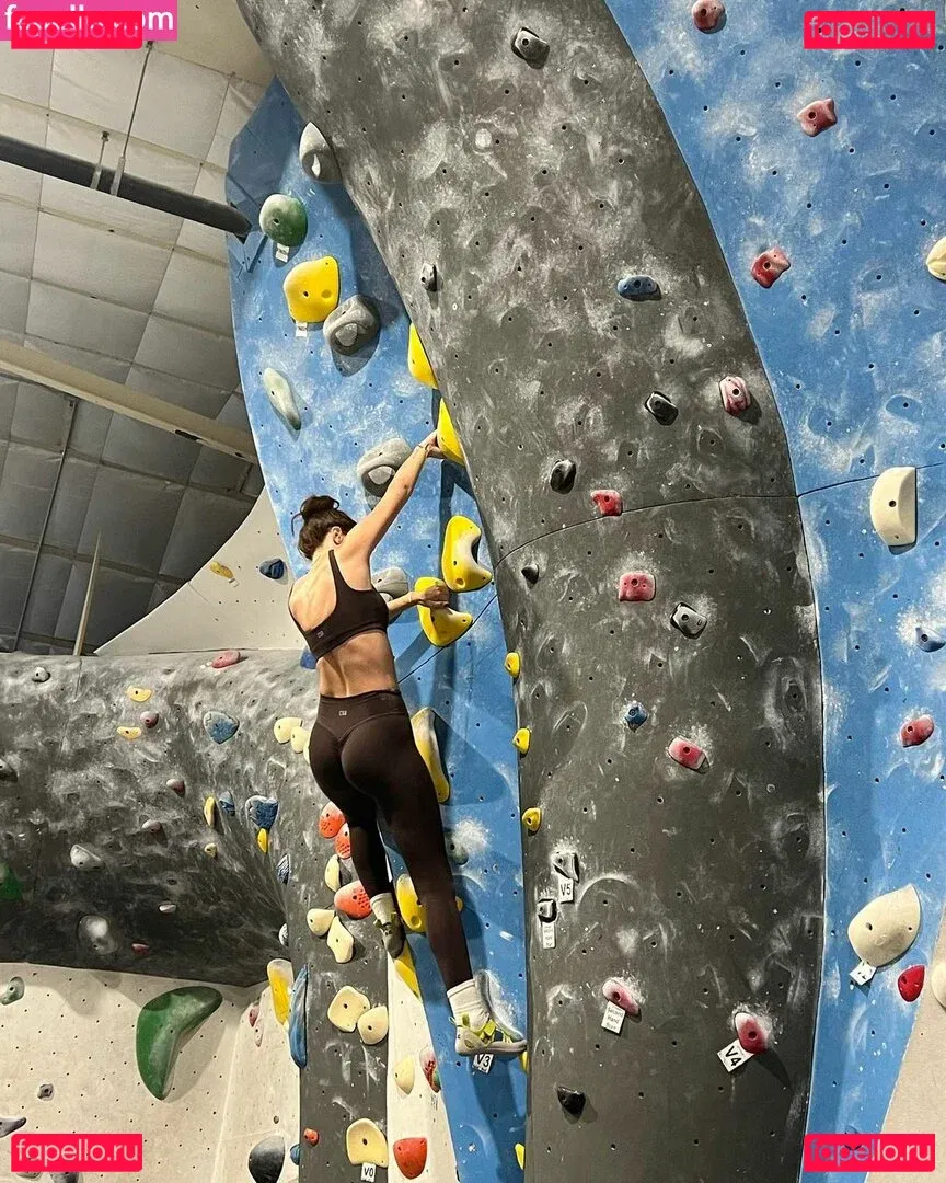 oliveoren Onlyfans Photo Gallery 