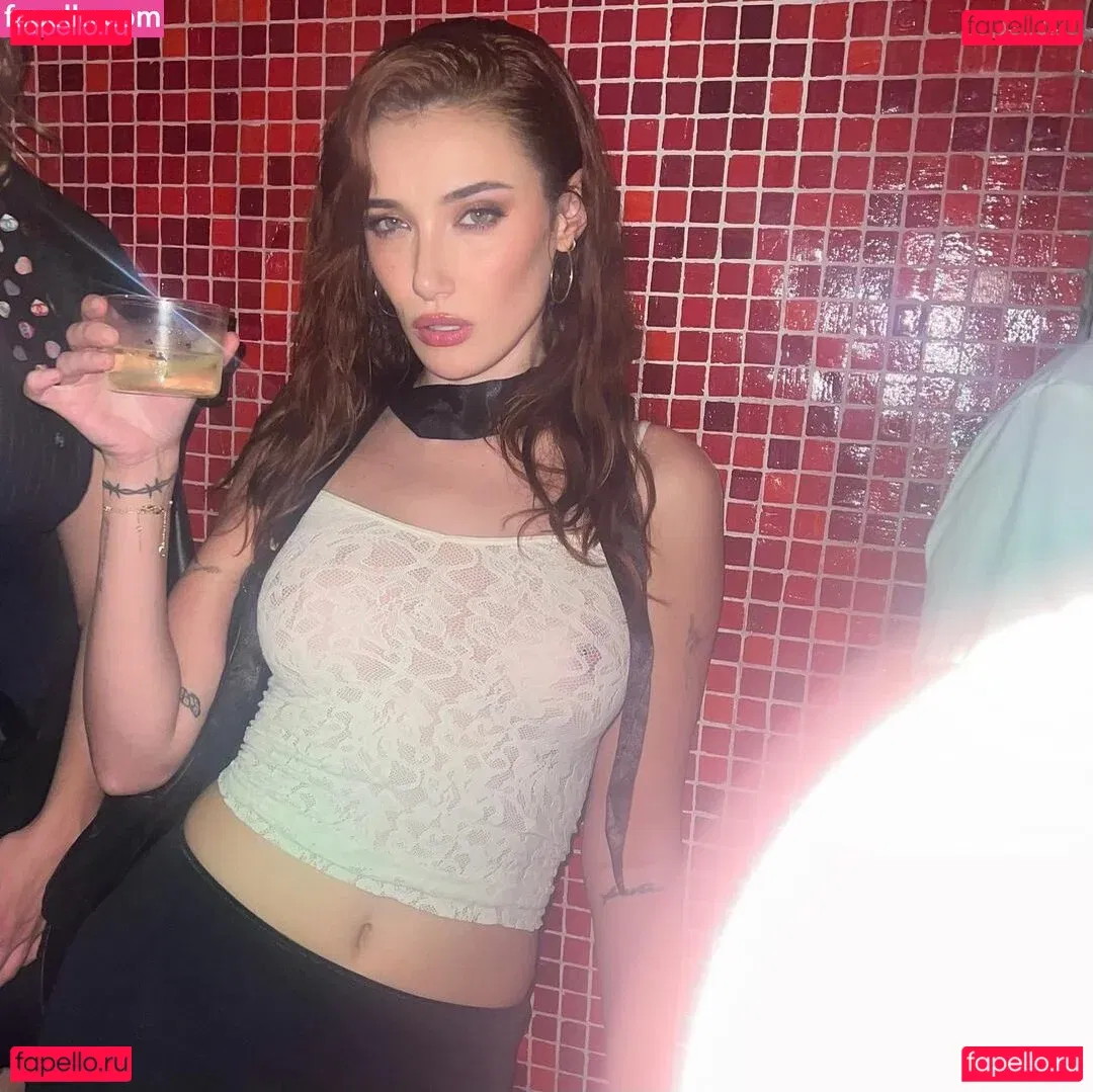 oliveoren Onlyfans Photo Gallery 