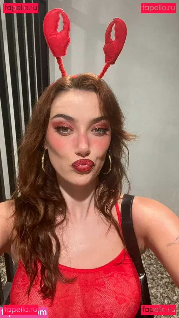 oliveoren Onlyfans Photo Gallery 