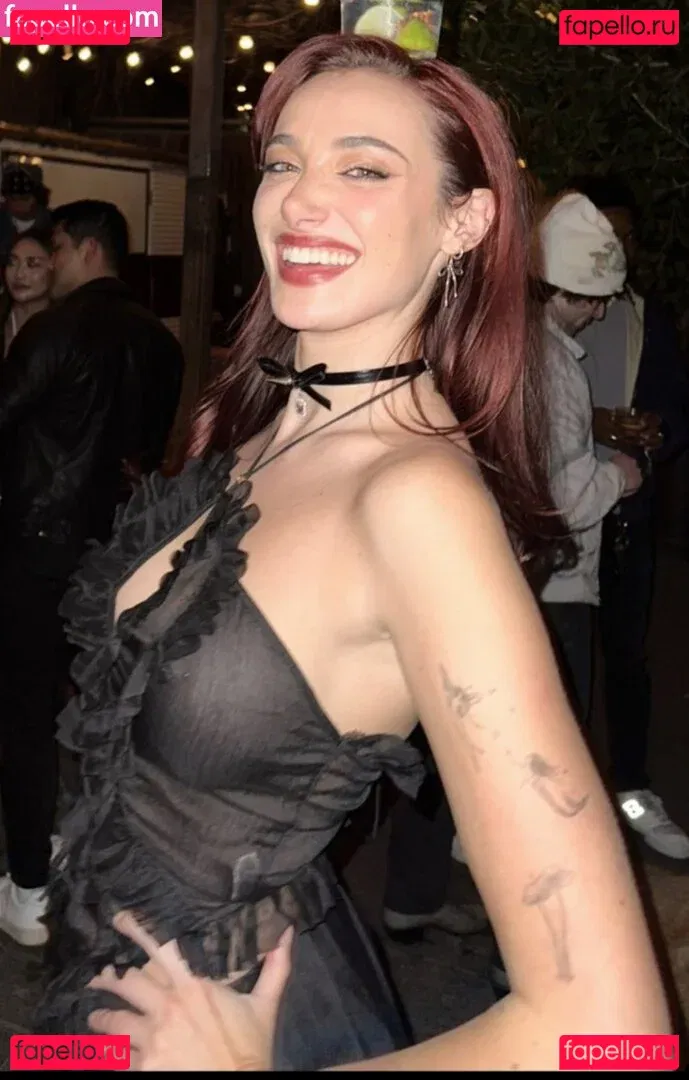 oliveoren Onlyfans Photo Gallery 