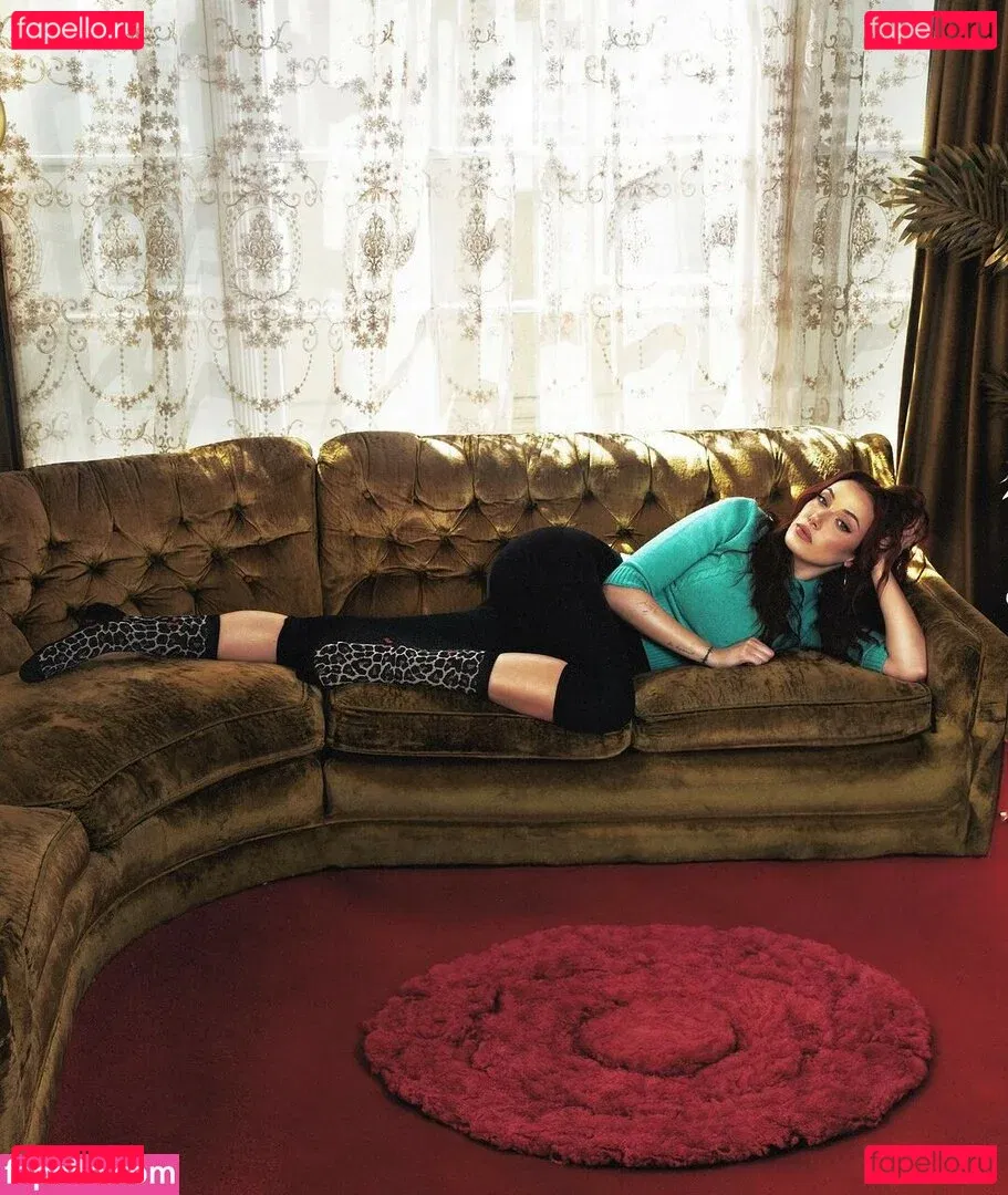 oliveoren Onlyfans Photo Gallery 