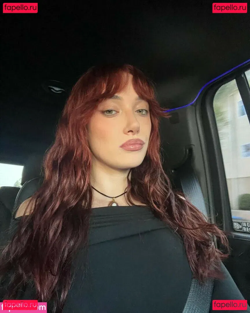 oliveoren Onlyfans Photo Gallery 