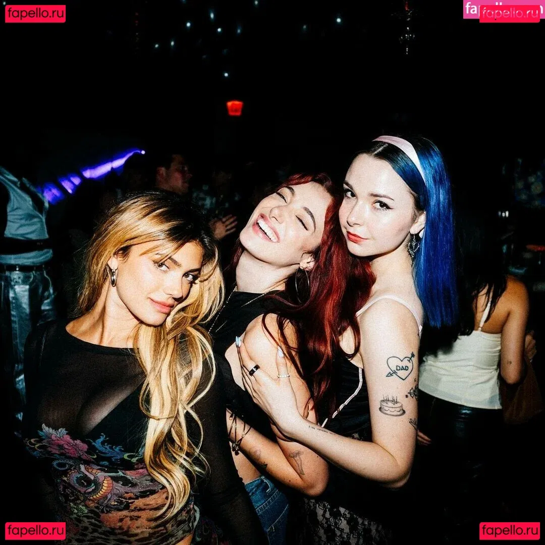 oliveoren Onlyfans Photo Gallery 