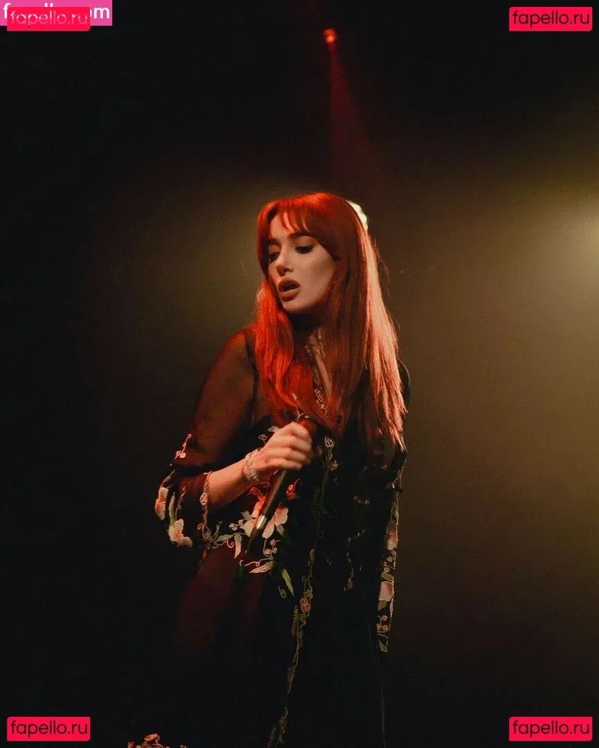 oliveoren Onlyfans Photo Gallery 