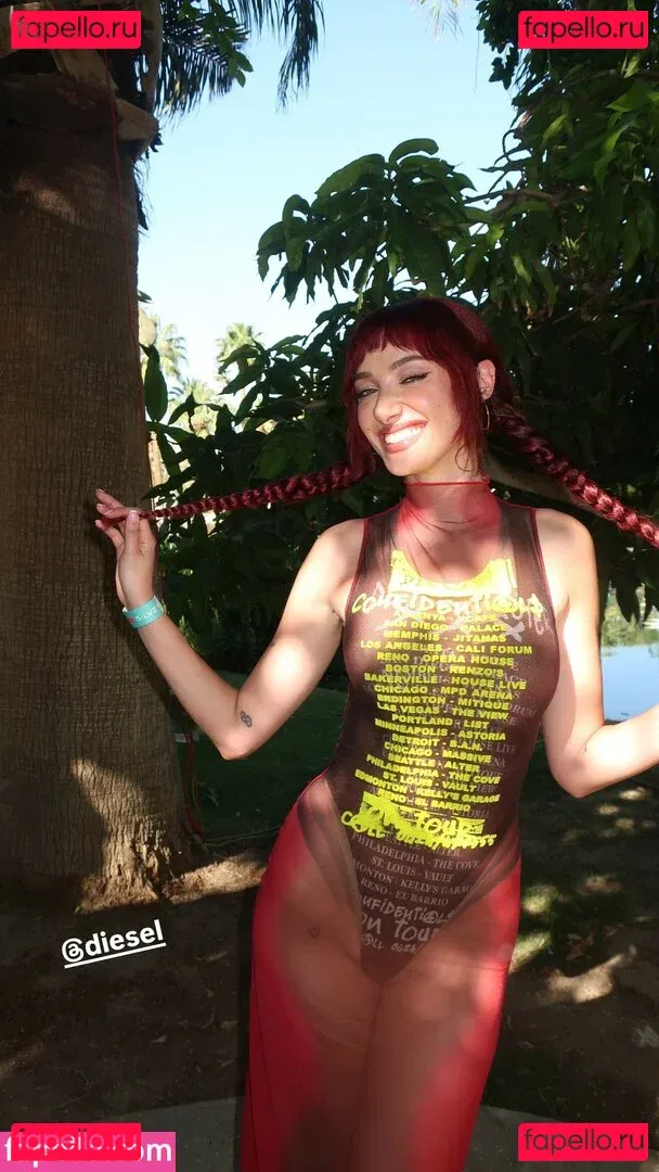 oliveoren Onlyfans Photo Gallery 