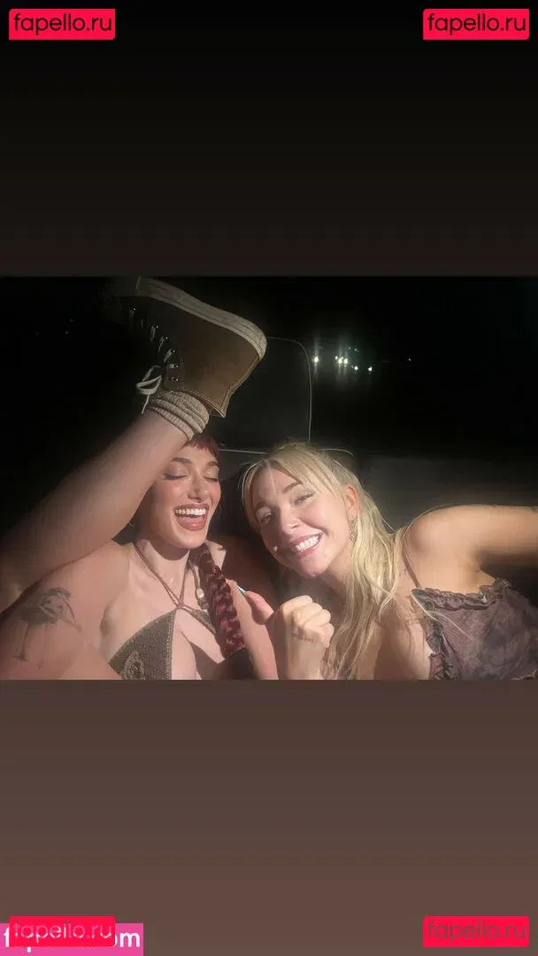 oliveoren Onlyfans Photo Gallery 