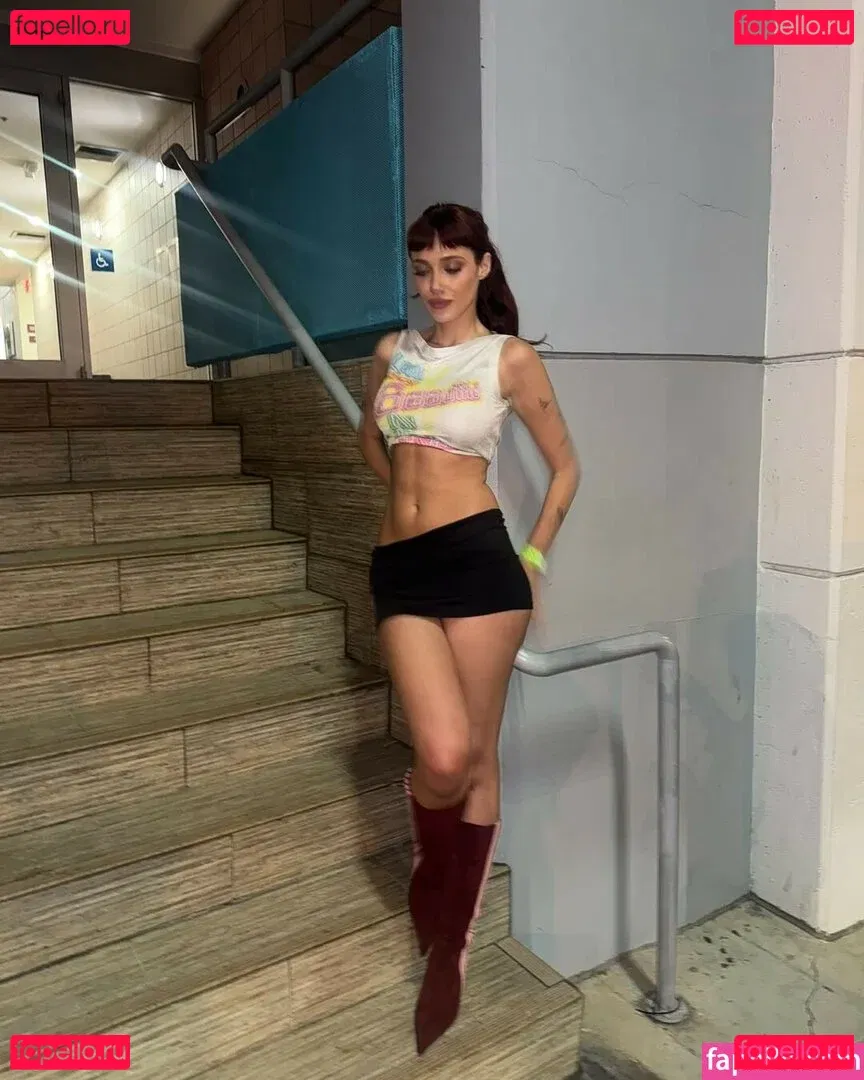 oliveoren Onlyfans Photo Gallery 