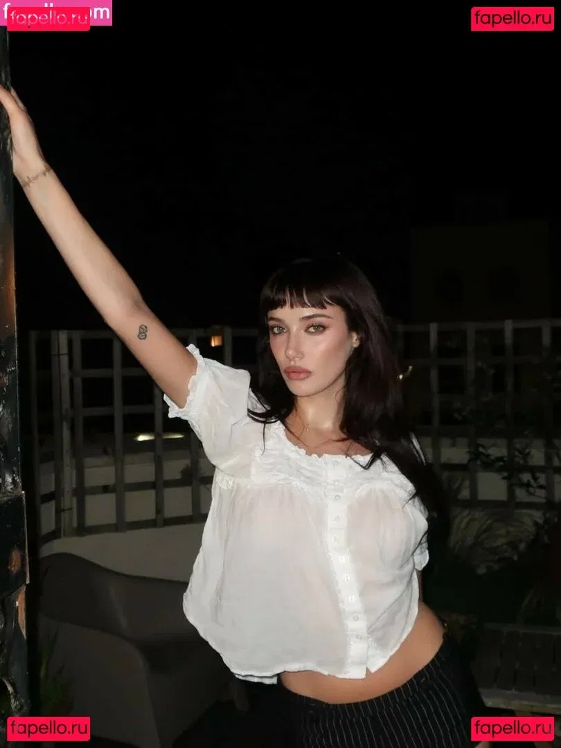 oliveoren Onlyfans Photo Gallery 