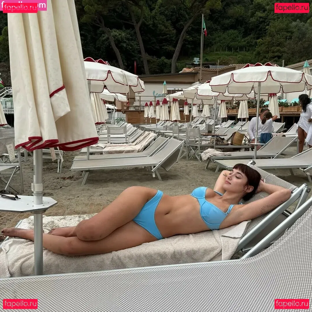 oliveoren Onlyfans Photo Gallery 