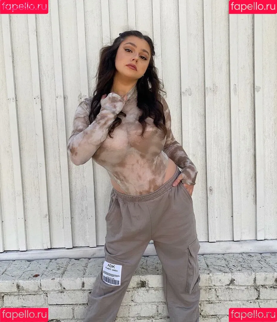 Marisa Groch Onlyfans Photo Gallery 