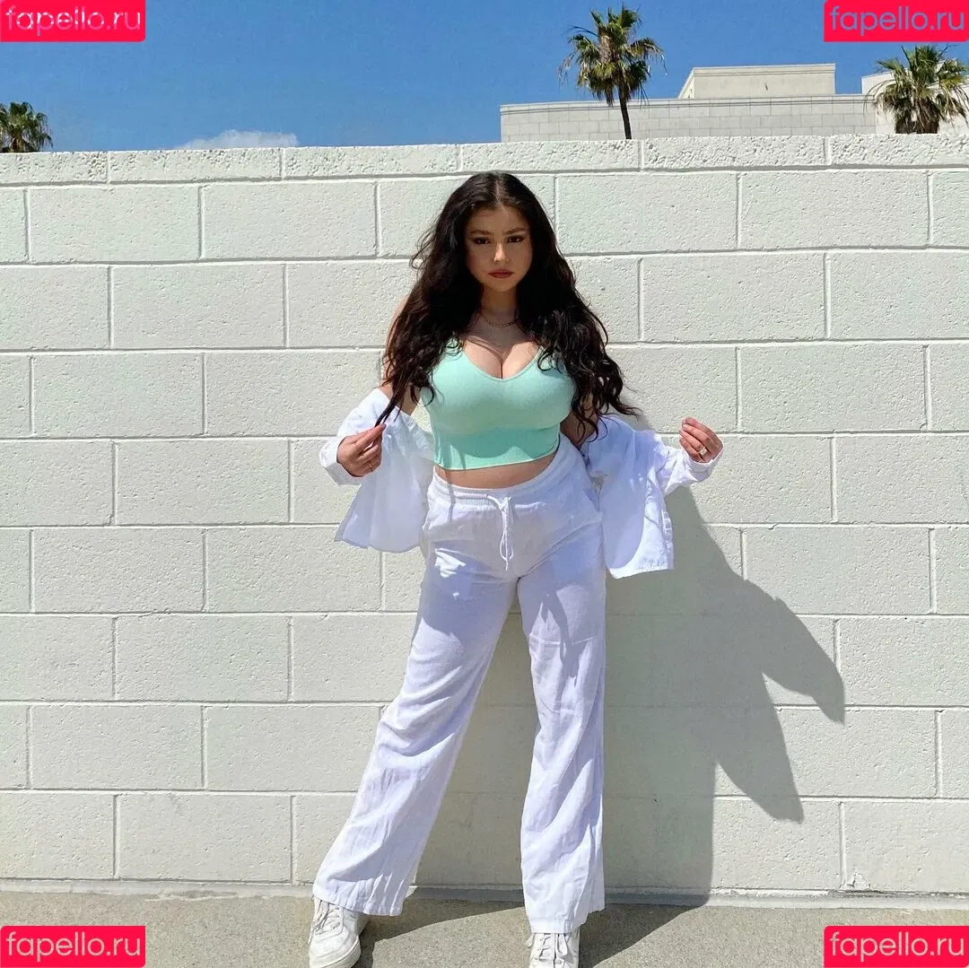 Marisa Groch Onlyfans Photo Gallery 