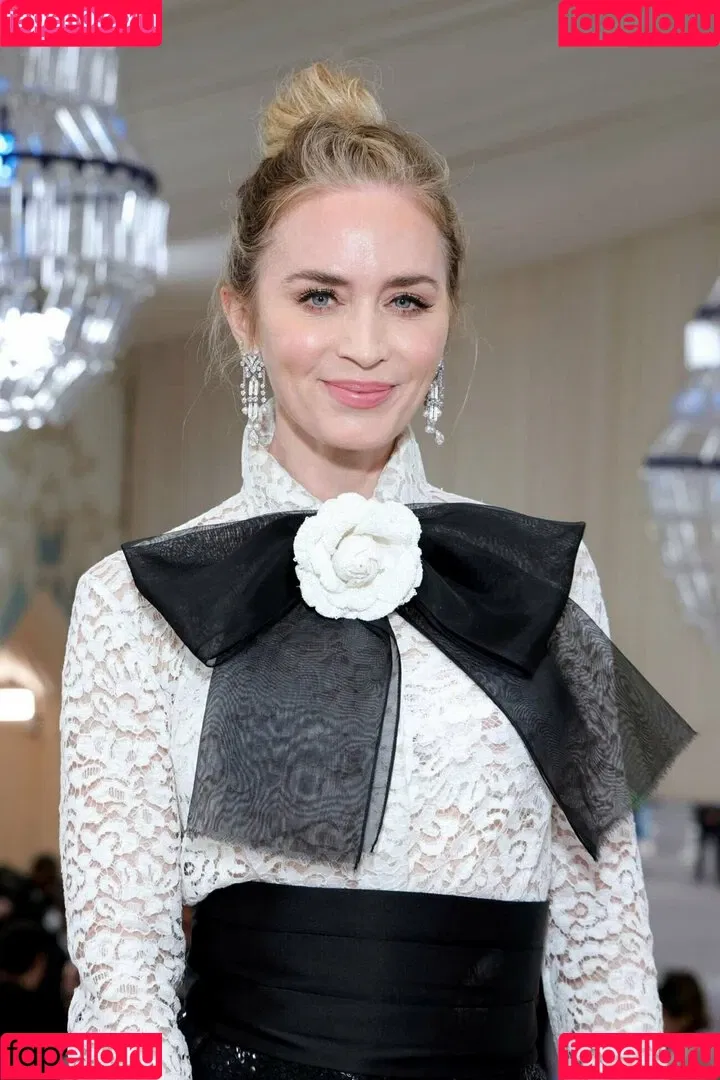 Emily Blunt Onlyfans Photo Gallery 