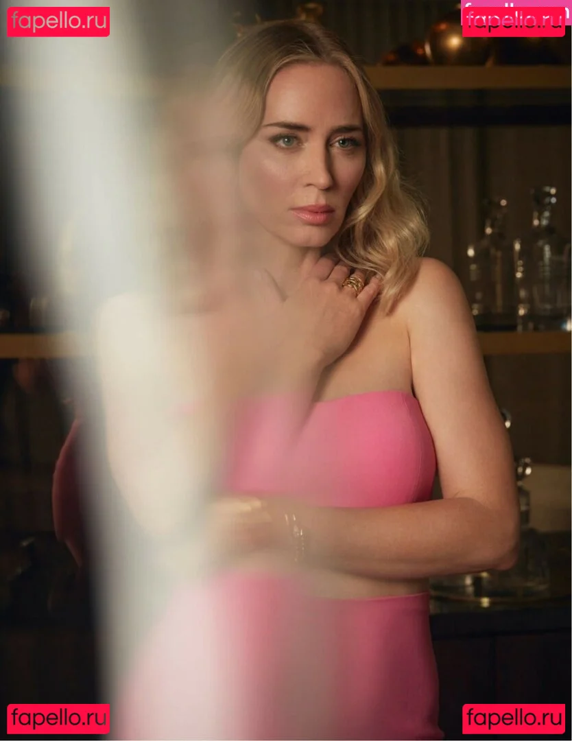 Emily Blunt Onlyfans Photo Gallery 