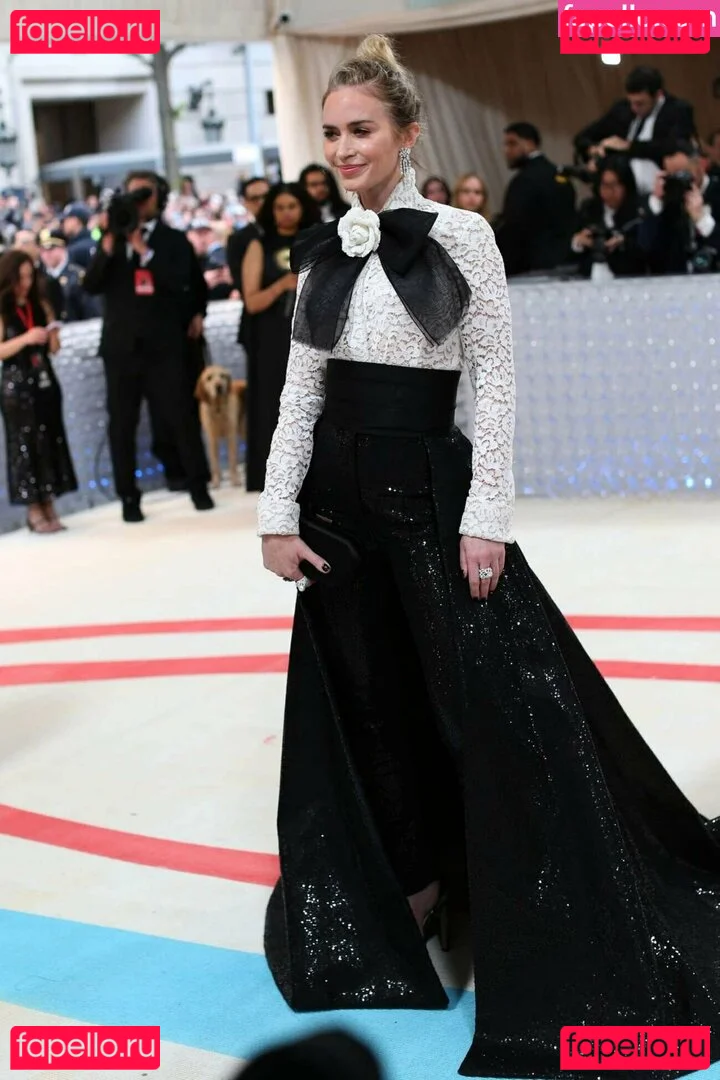 Emily Blunt Onlyfans Photo Gallery 