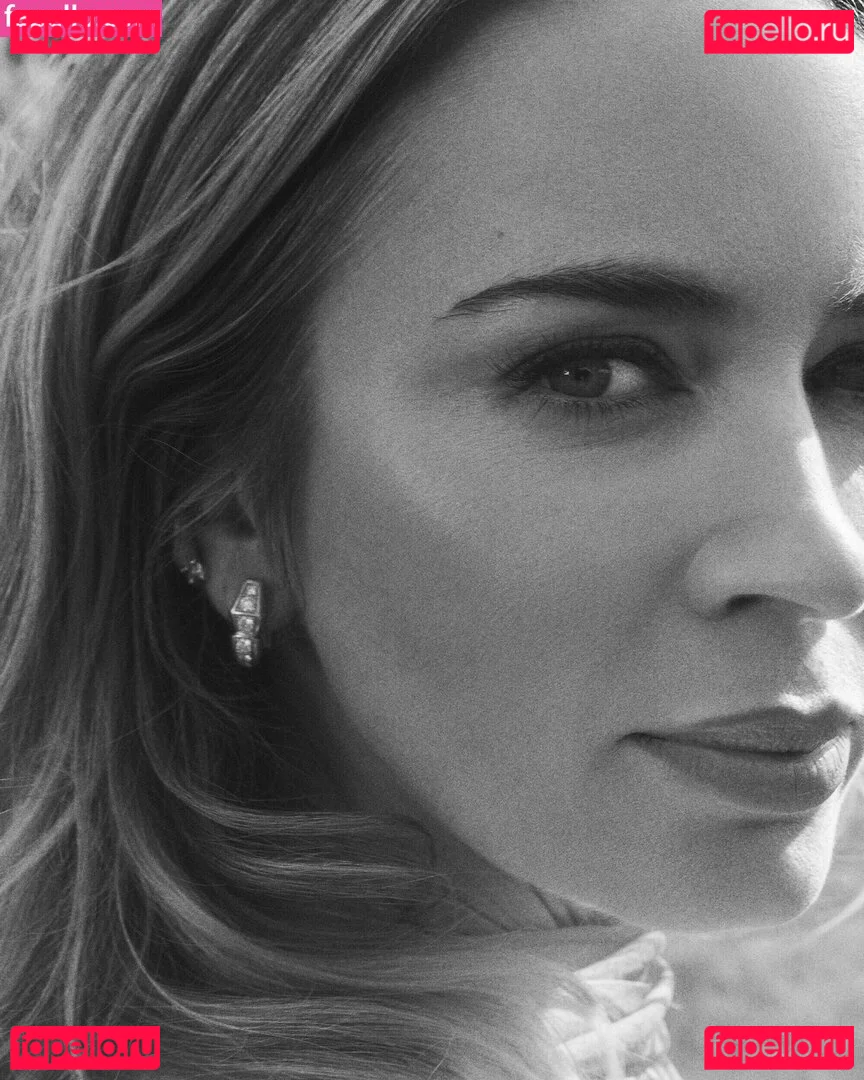Emily Blunt Onlyfans Photo Gallery 