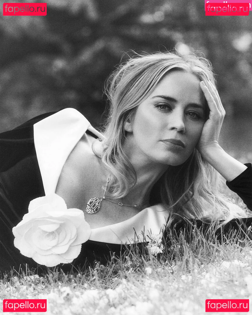 Emily Blunt Onlyfans Photo Gallery 