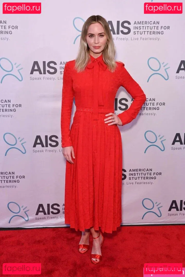 Emily Blunt Onlyfans Photo Gallery 