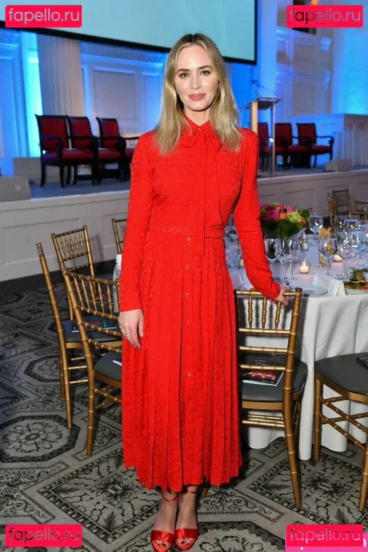 Emily Blunt Onlyfans Photo Gallery 