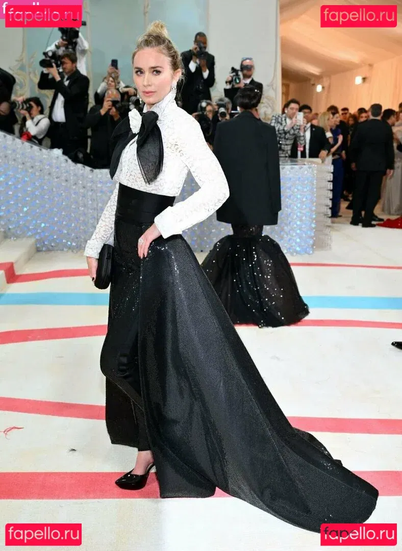 Emily Blunt Onlyfans Photo Gallery 