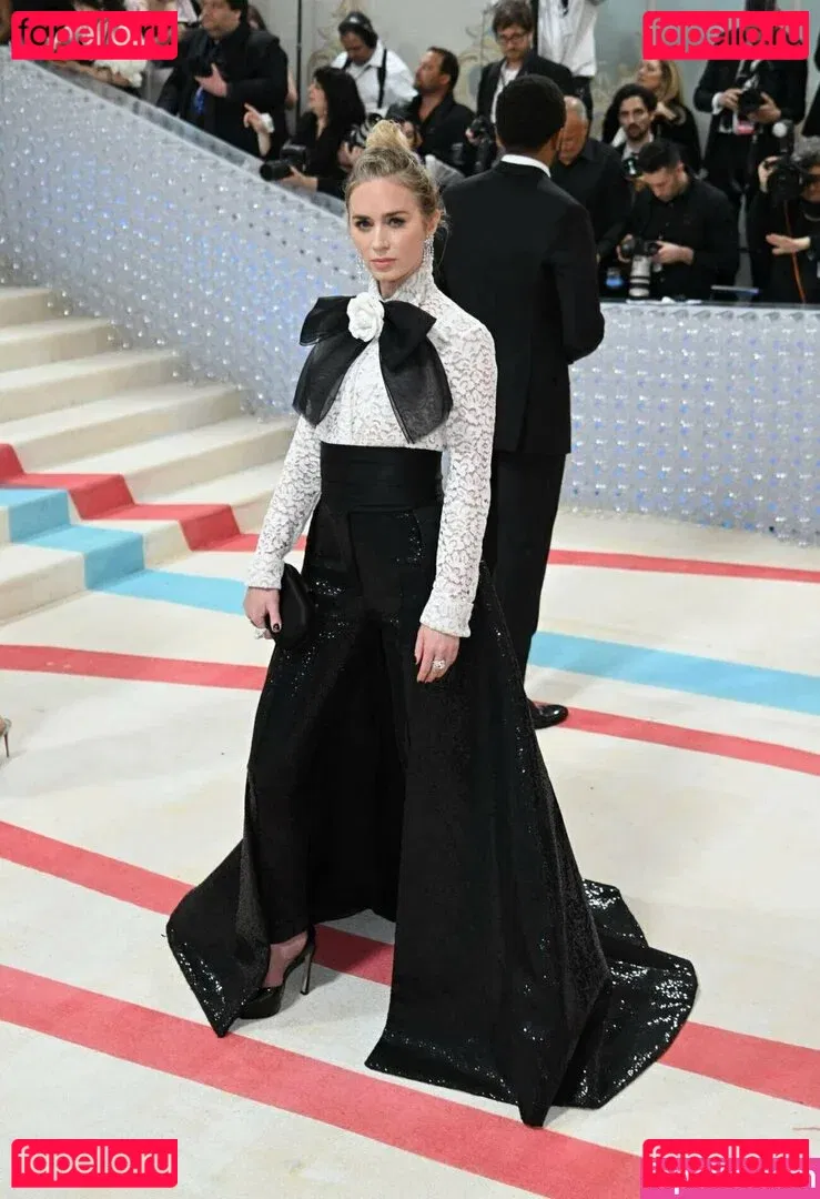 Emily Blunt Onlyfans Photo Gallery 