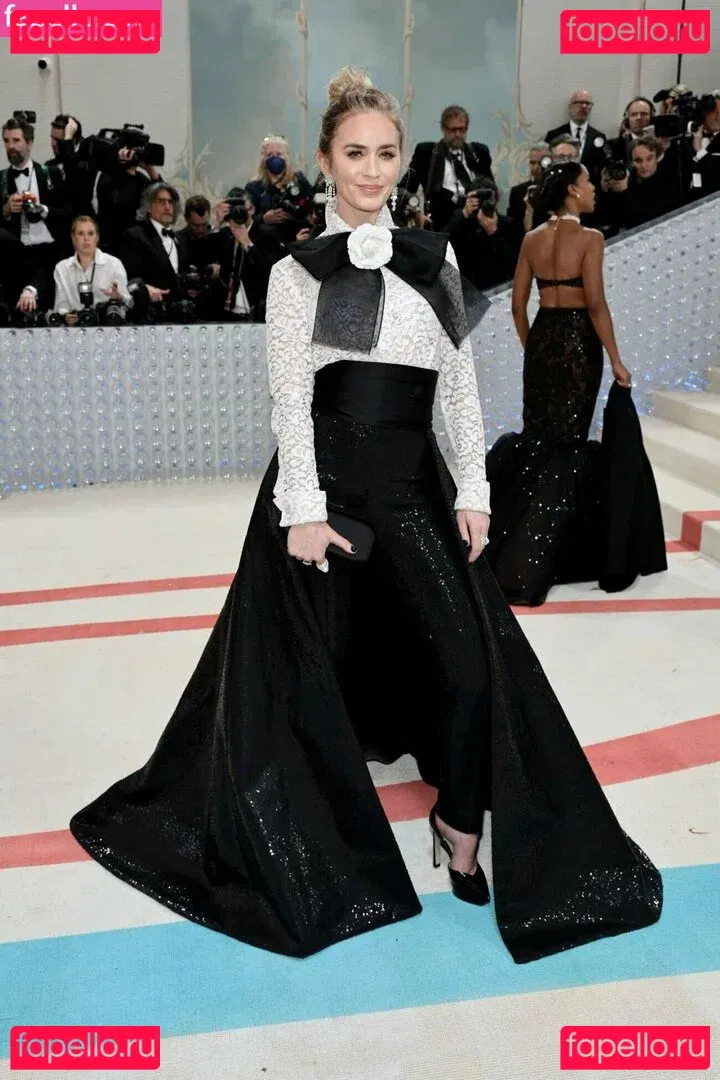 Emily Blunt Onlyfans Photo Gallery 