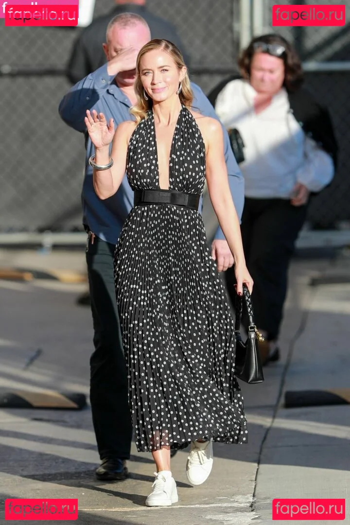 Emily Blunt Onlyfans Photo Gallery 