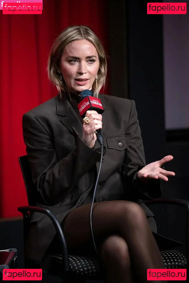 Emily Blunt Onlyfans Photo Gallery 