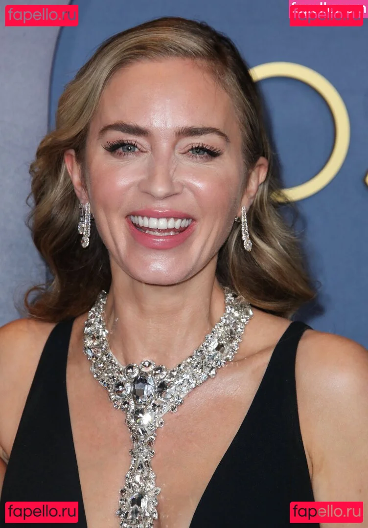 Emily Blunt Onlyfans Photo Gallery 