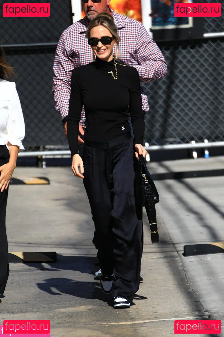 Emily Blunt Onlyfans Photo Gallery 