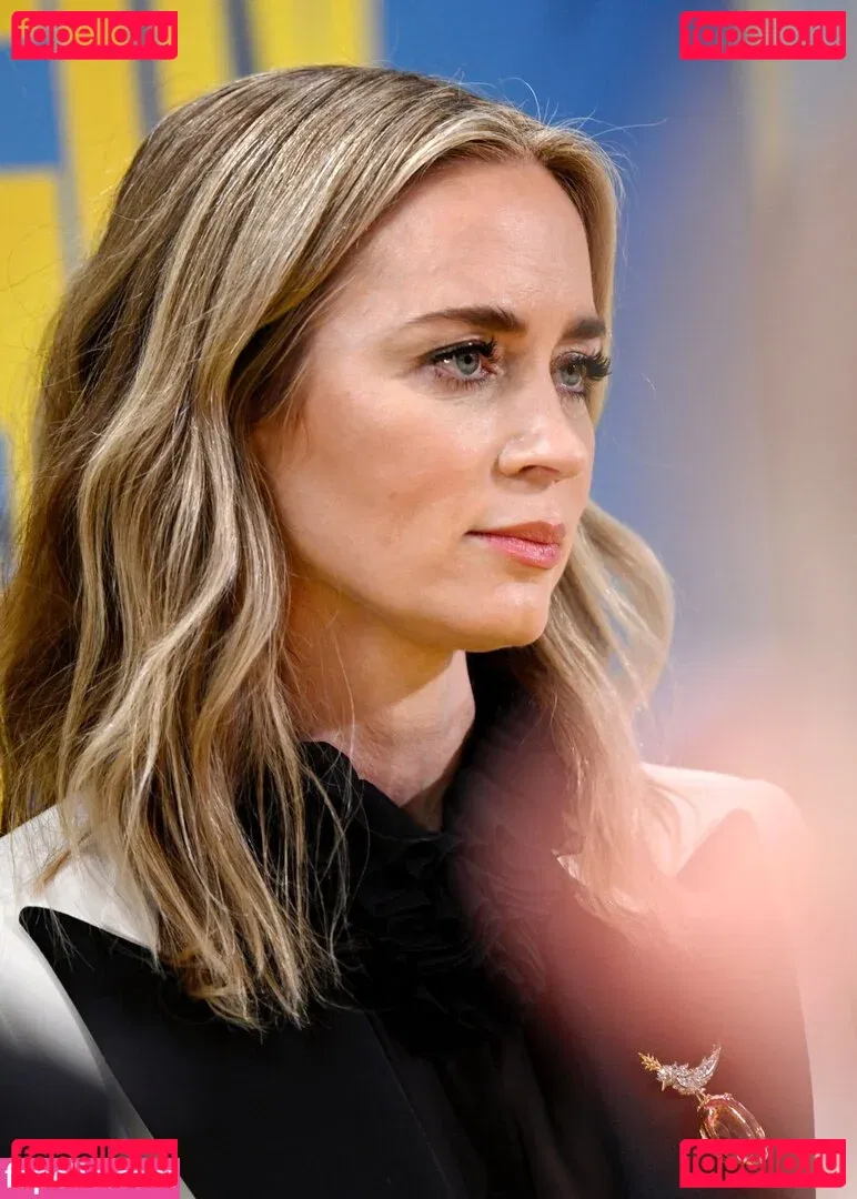 Emily Blunt Onlyfans Photo Gallery 