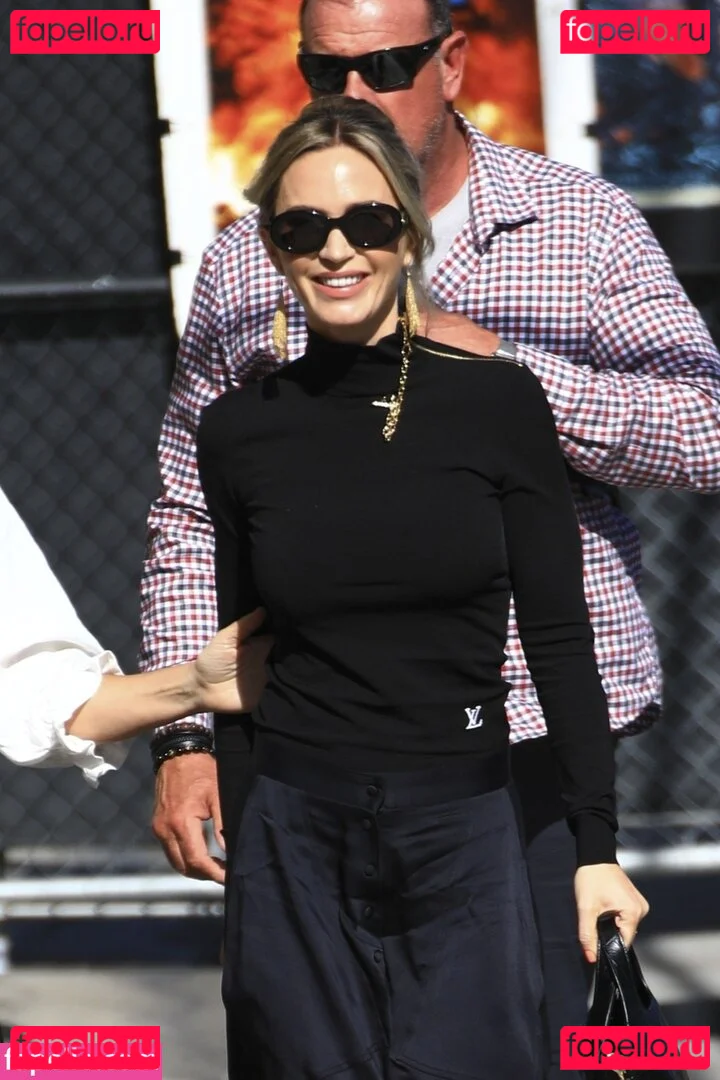 Emily Blunt Onlyfans Photo Gallery 