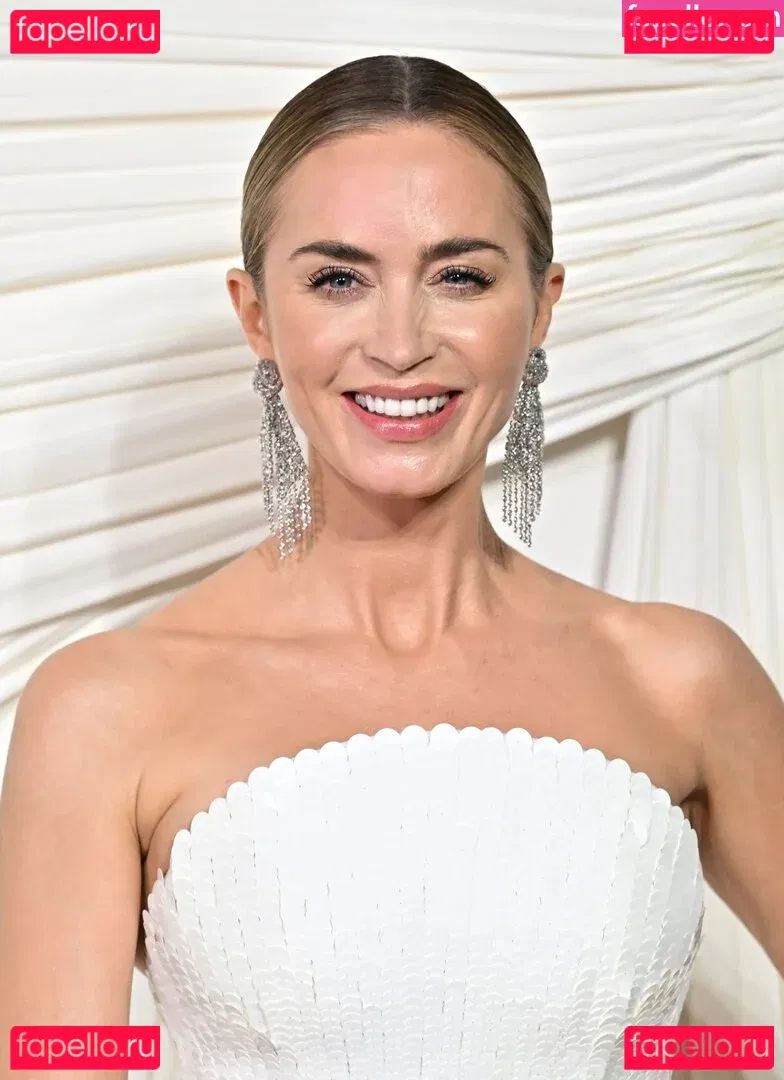 Emily Blunt Onlyfans Photo Gallery 