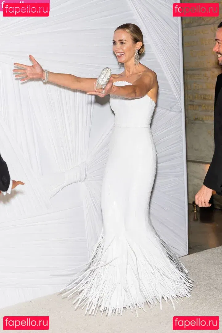 Emily Blunt Onlyfans Photo Gallery 