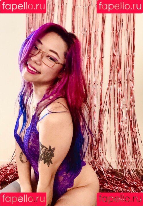 Stella Chung Onlyfans Photo Gallery 