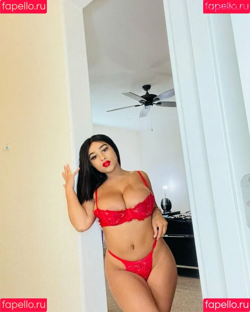 thebaebreanna1 Onlyfans Photo Gallery 