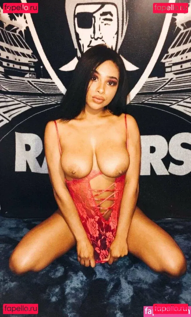 thebaebreanna1 Onlyfans Photo Gallery 