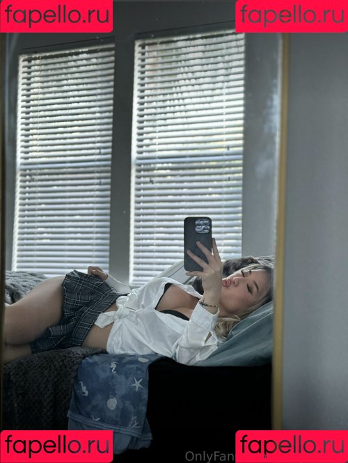 Babyakiraa Onlyfans Photo Gallery 