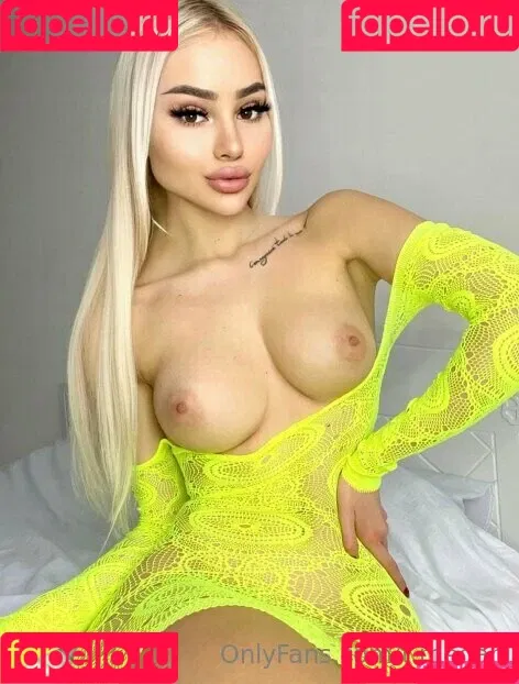 t.megan Onlyfans Photo Gallery 