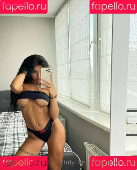t.megan Onlyfans Photo Gallery 