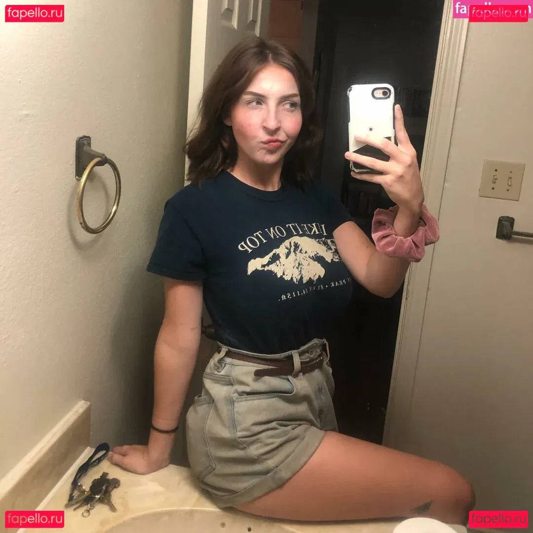 t.megan Onlyfans Photo Gallery 