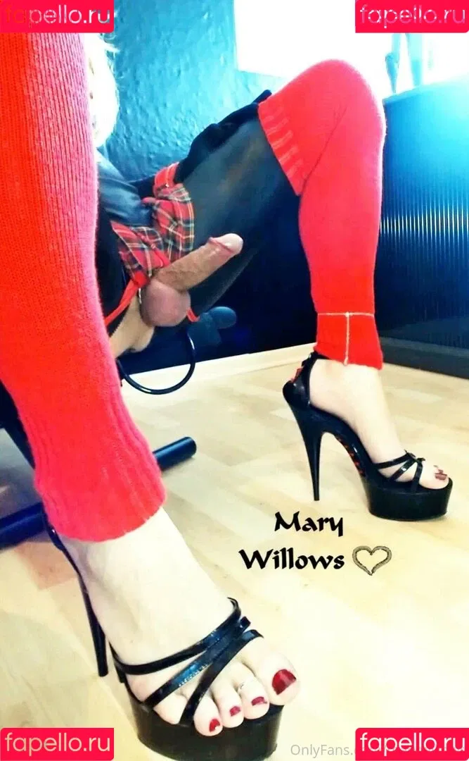 marywillows Onlyfans Photo Gallery 