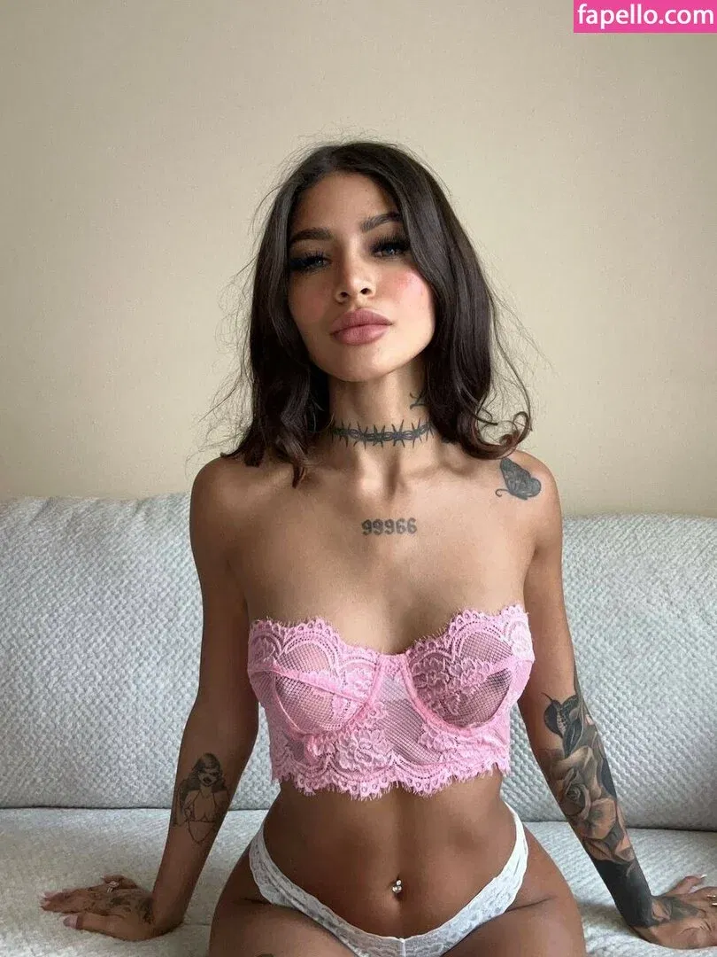 Twinkleeestarss Onlyfans Photo Gallery 