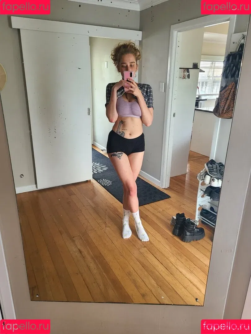 Nova Onasi Onlyfans Photo Gallery 