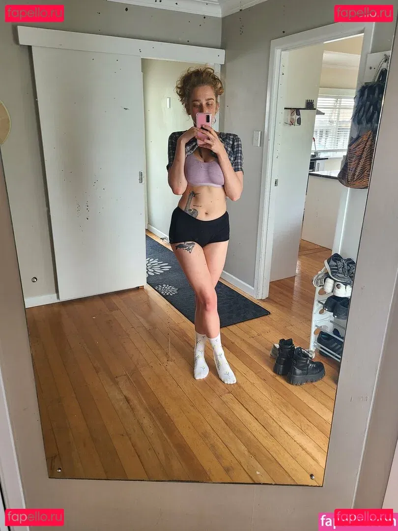 Nova Onasi Onlyfans Photo Gallery 