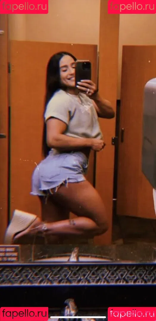 HeyShika Onlyfans Photo Gallery 