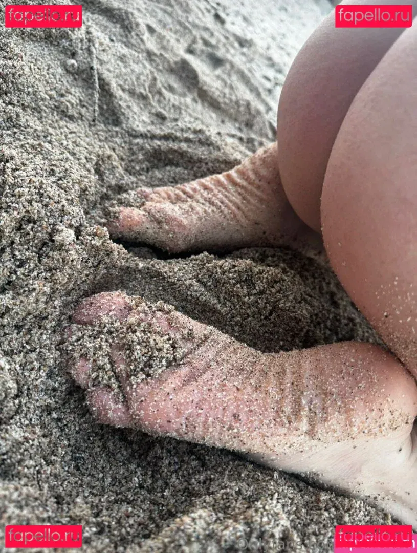 HeyShika Onlyfans Photo Gallery 