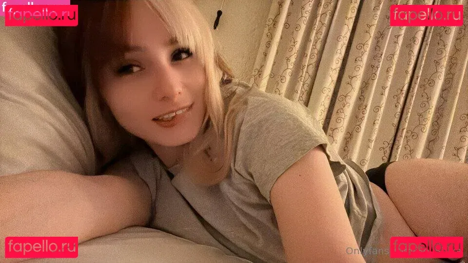 HeyShika Onlyfans Photo Gallery 