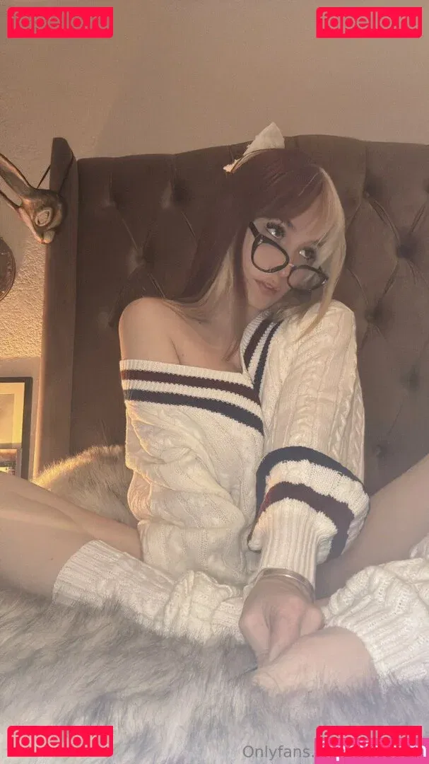 HeyShika Onlyfans Photo Gallery 